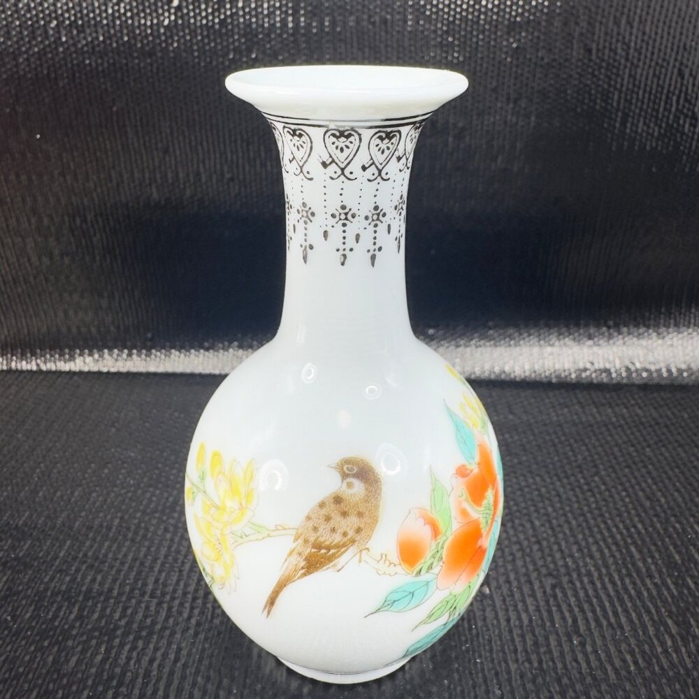 Zhongguo Jingdezen Zhi Bottle Bud Vase Fine Porcelain Vase Birds Flowers VTG‎